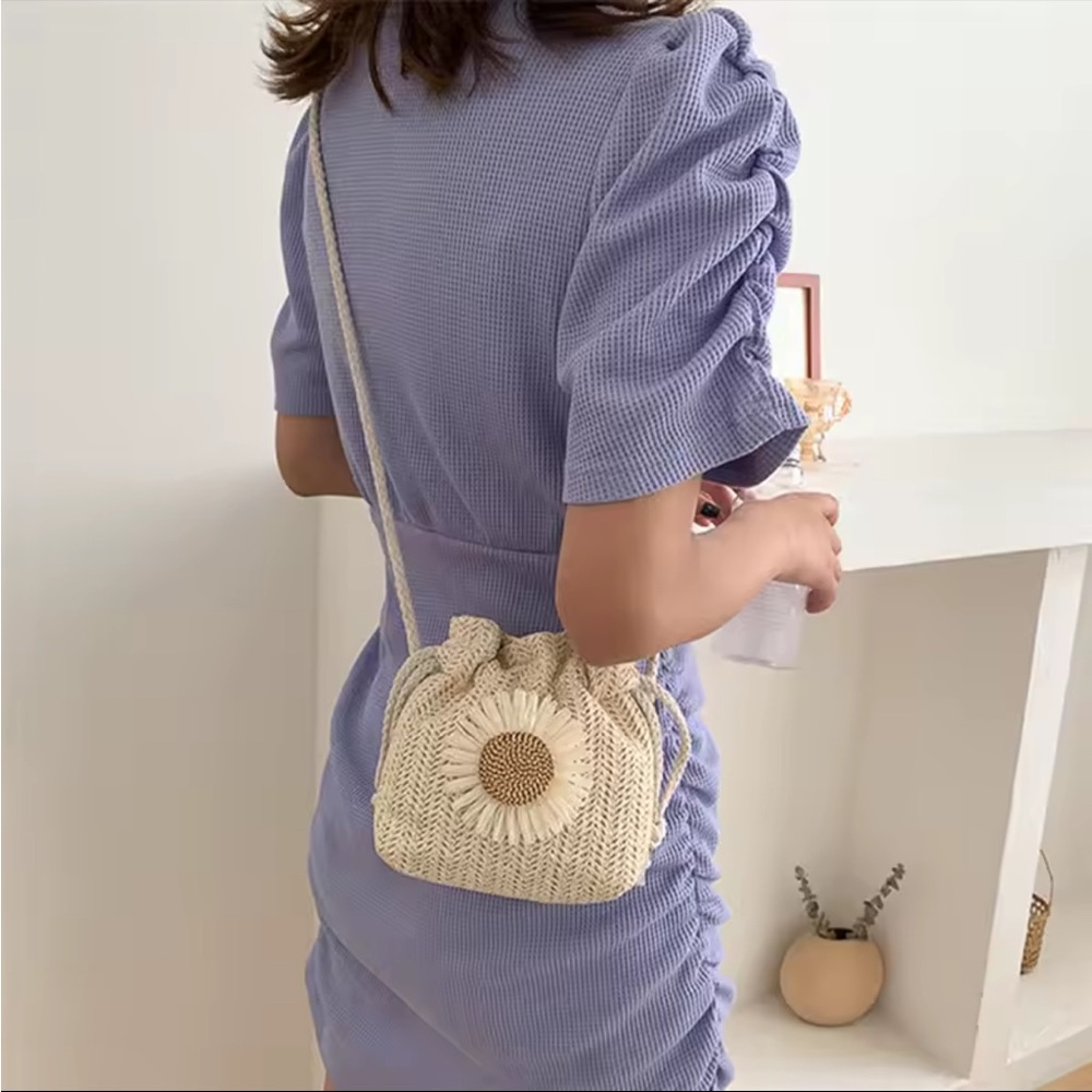 Straw Drawstring Crossbody Bag - Picture 5 of 11